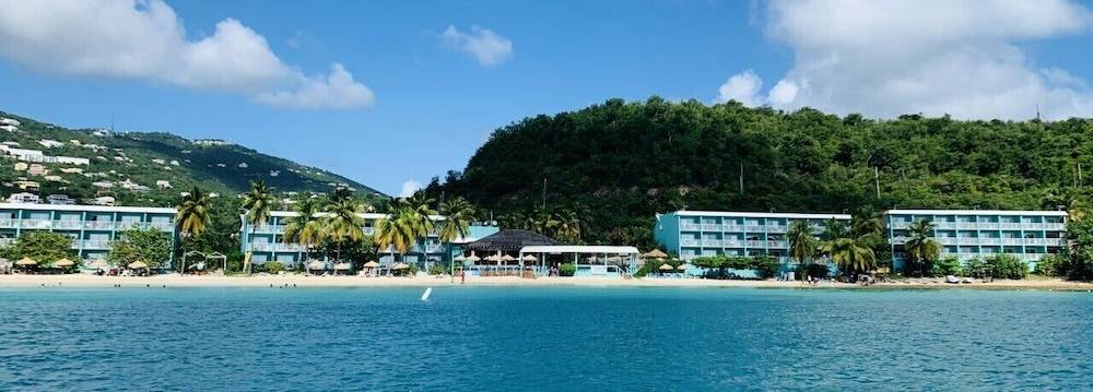 Emerald Beach Resort 1