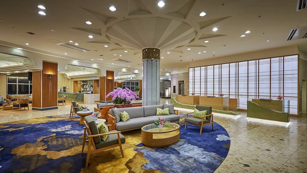 ANA Crowne Plaza Resort Okinawa Uruma Hills By IHG 1