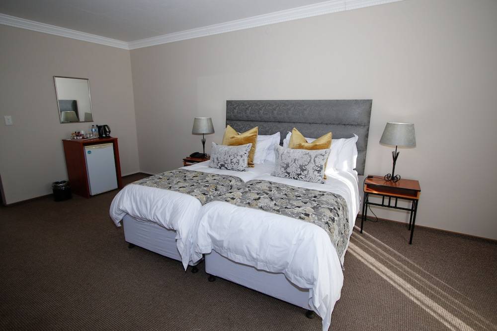 Long Beach Lodge 2
