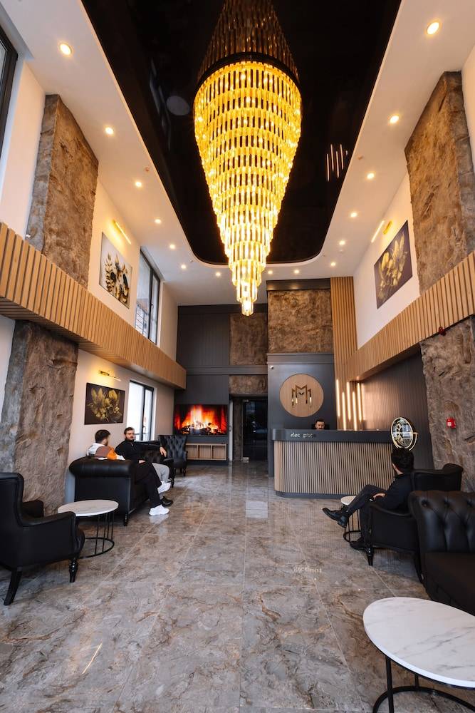 Meyzi Hotel 2