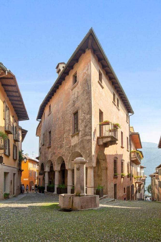 Hotel Pironi 1