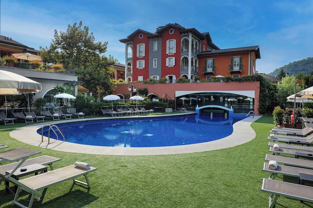 Aquazzurra Resort & Aparthotel 1