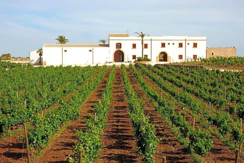 Agriturismo Baglio Donnafranca Wine Resort 1
