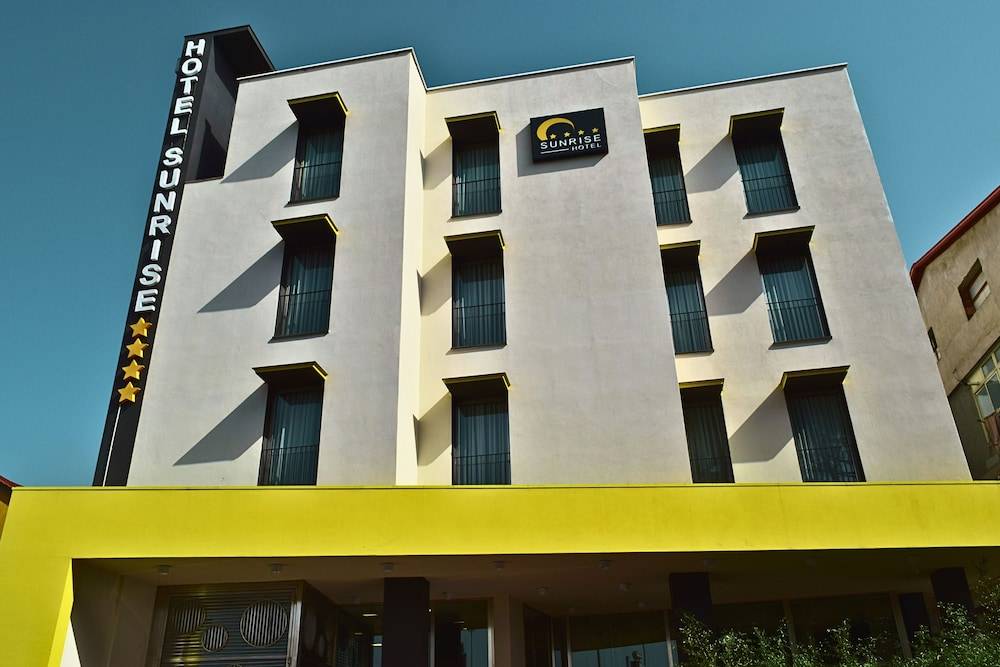 Sunrise Hotel 1