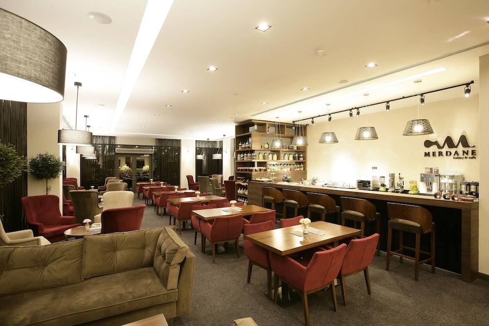 RYS Hotel 2