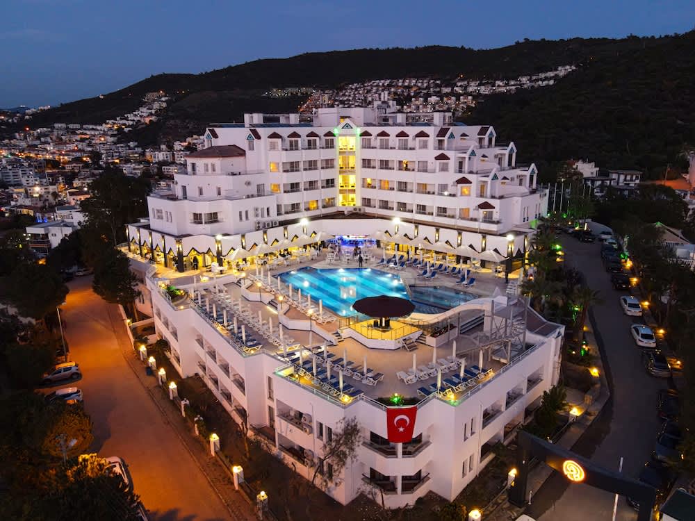 Roseira Beach Resort 1