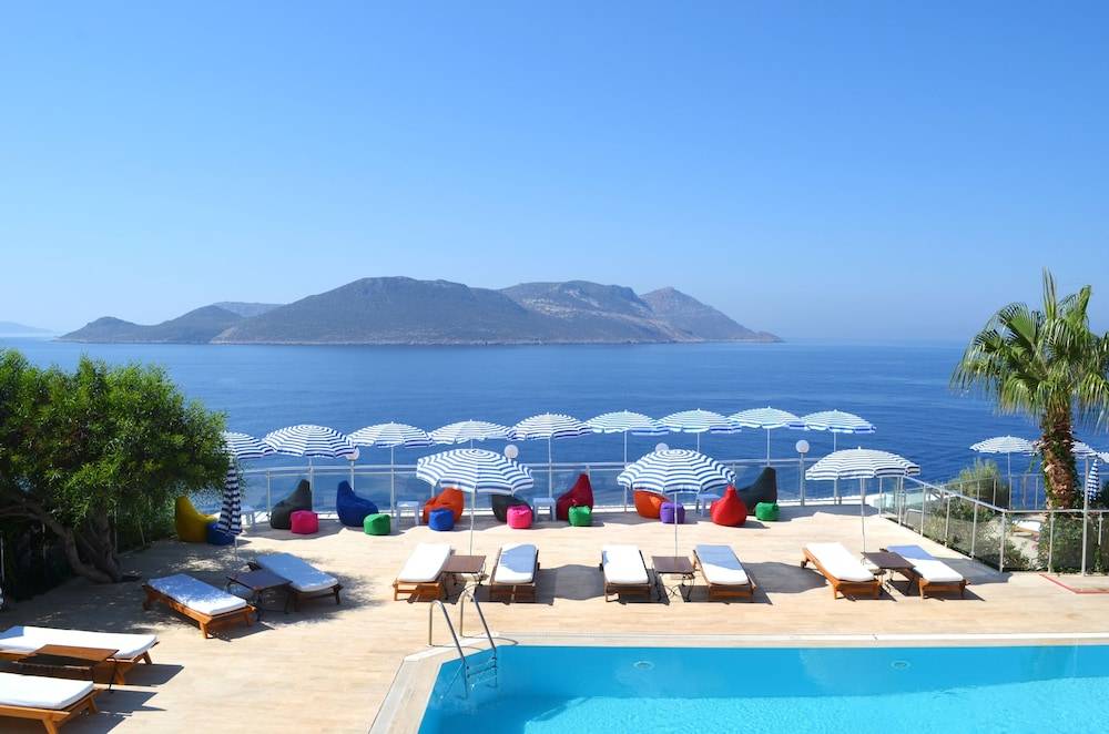Hotel Cachet Adults Only 1