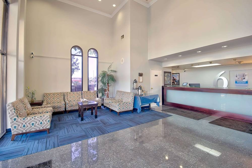 Studio 6 Suites Lawndale, CA South Bay 1