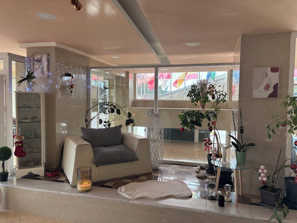 Nikolakakis Rooms Lavrio 2
