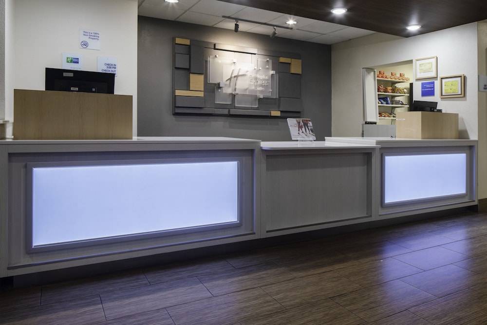 Holiday Inn Express & Suites N. MYRTLE BEACH-LITTLE RIVER by IHG 2