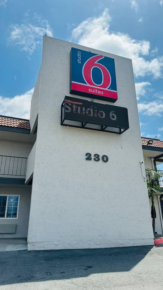 Studio 6 Suites San Ysidro, CA -San Diego South Bay 1