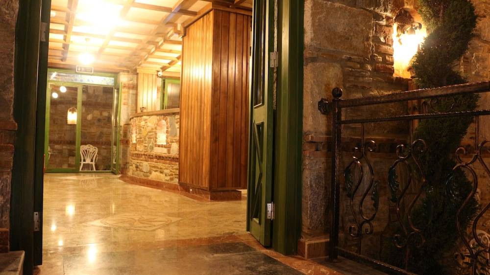 Celsus Boutique Hotel 2