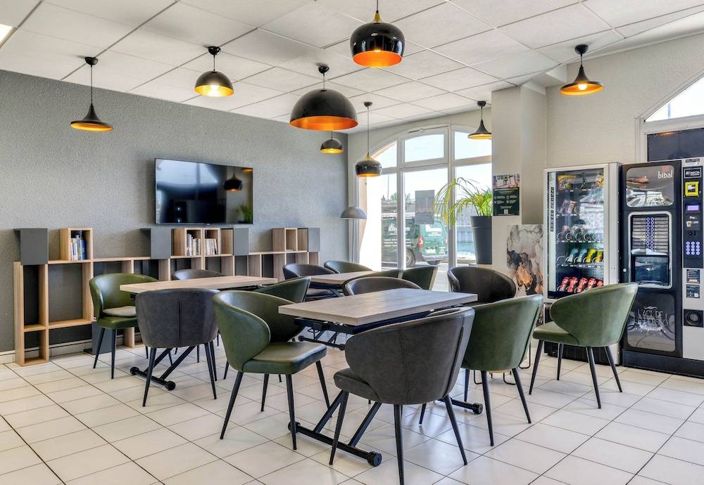 B&B HOTEL Sète Centre Gare 2