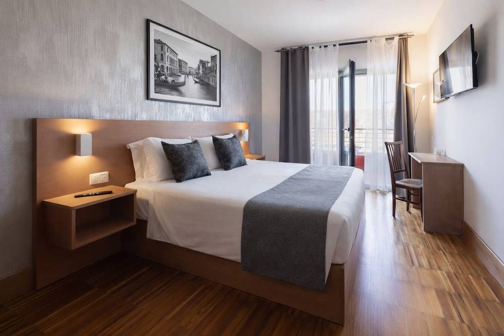 Torre Antica Venice Airport Hotel 1