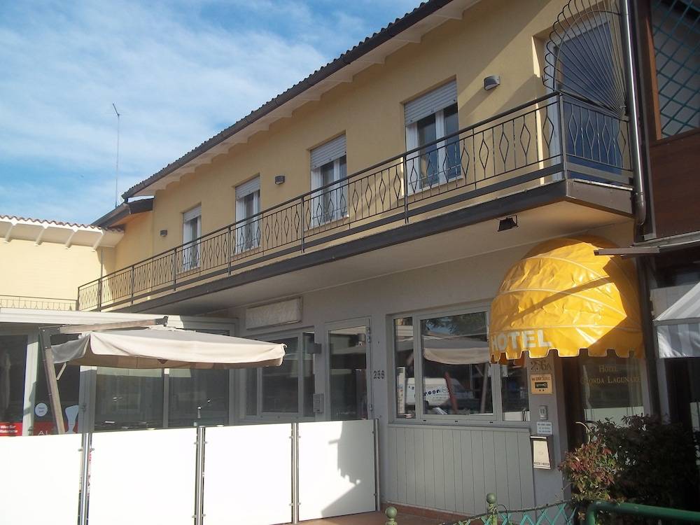 Hotel Gronda Lagunare 1