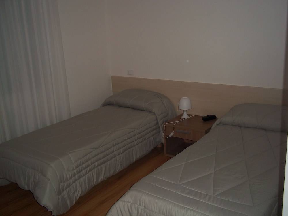 Hotel Gronda Lagunare 2