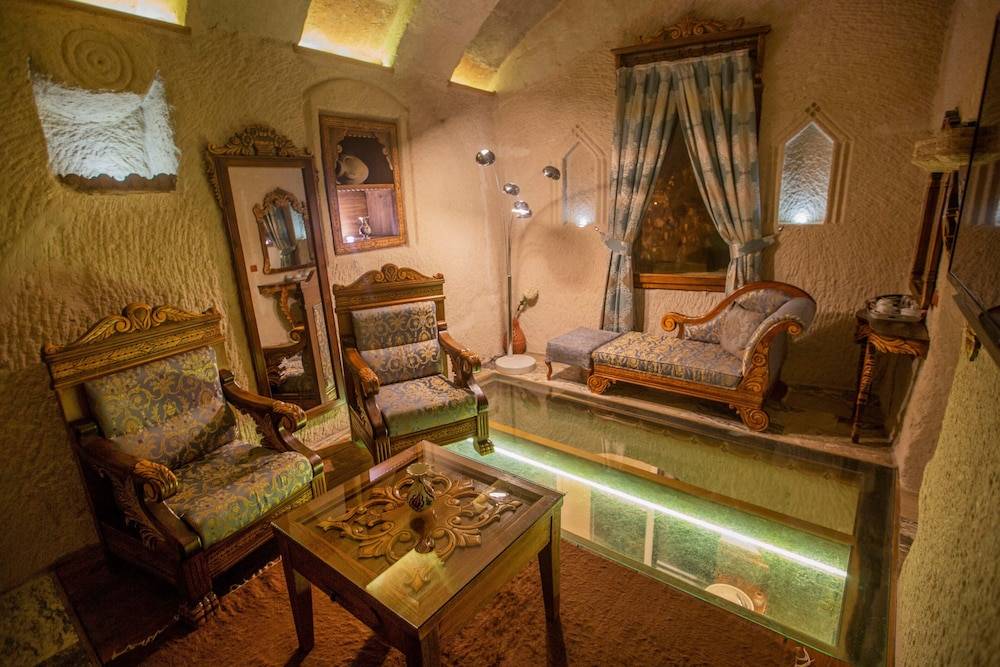 Hermes Cave Hotel 1