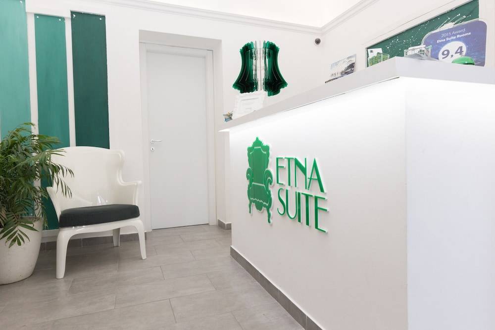Etna Suite Group 2