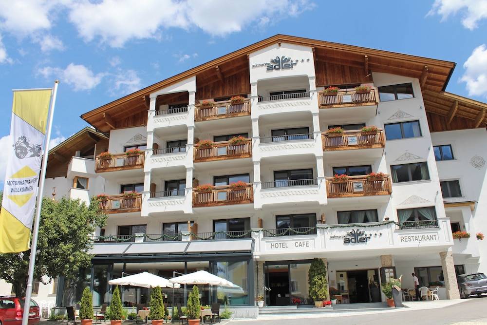 Hotel Schwarzer Adler 1