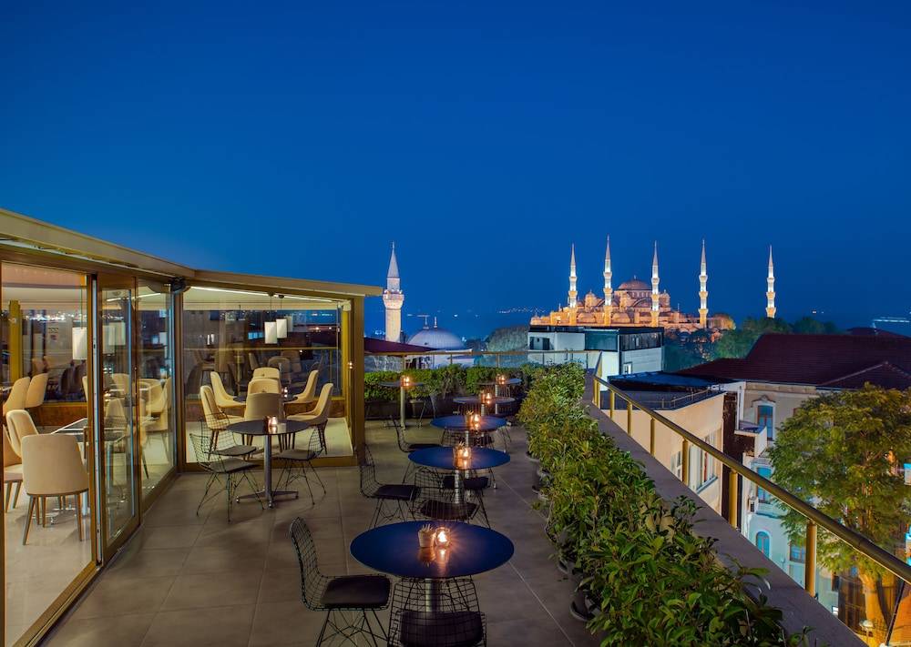 Tan Hotel - Special Category 1