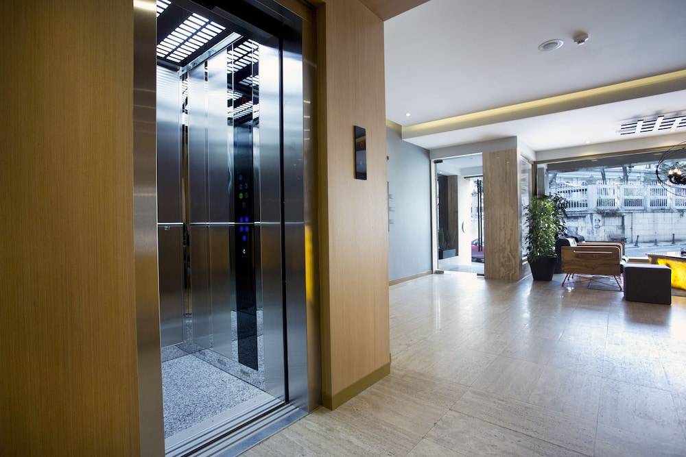 Tan Hotel - Special Category 2