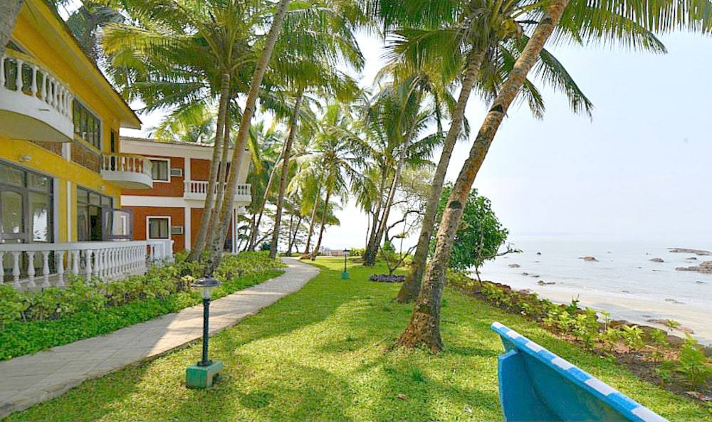 Bambolim Beach Resort 1