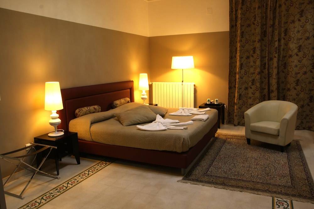 Abatellis Luxury 1