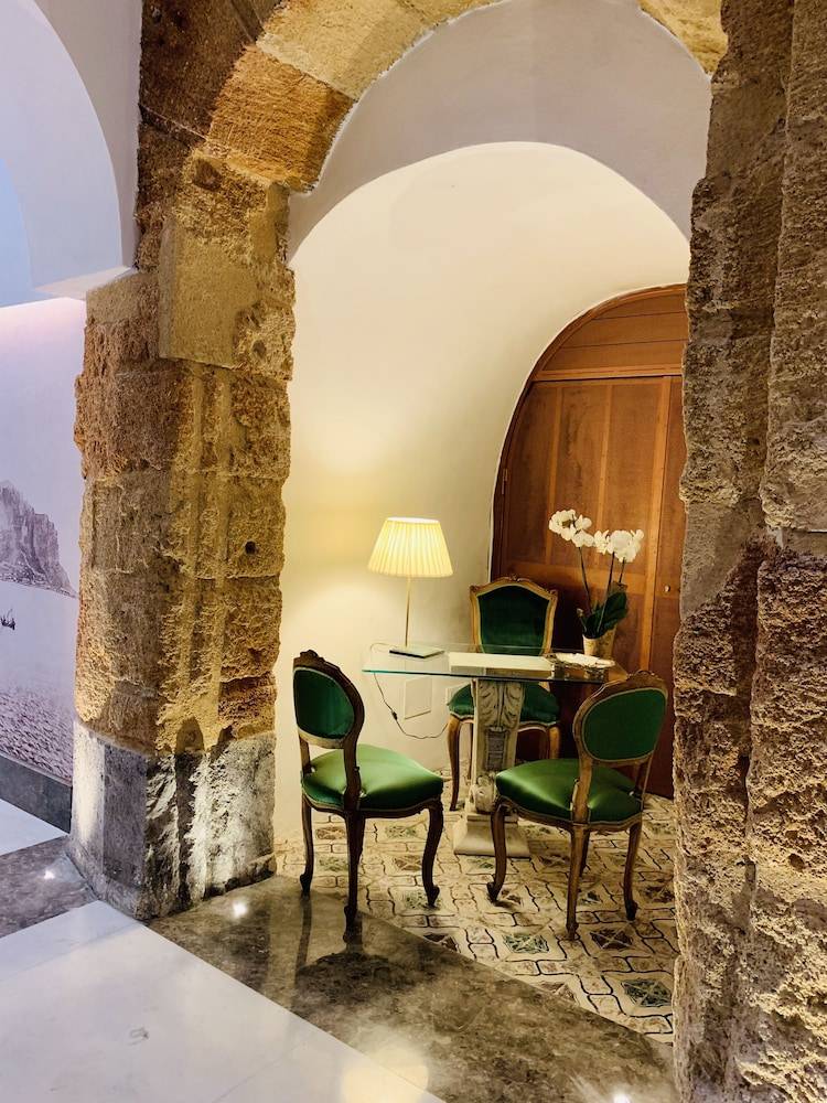 Palazzo del Poeta - Dimora Contemporanea 2