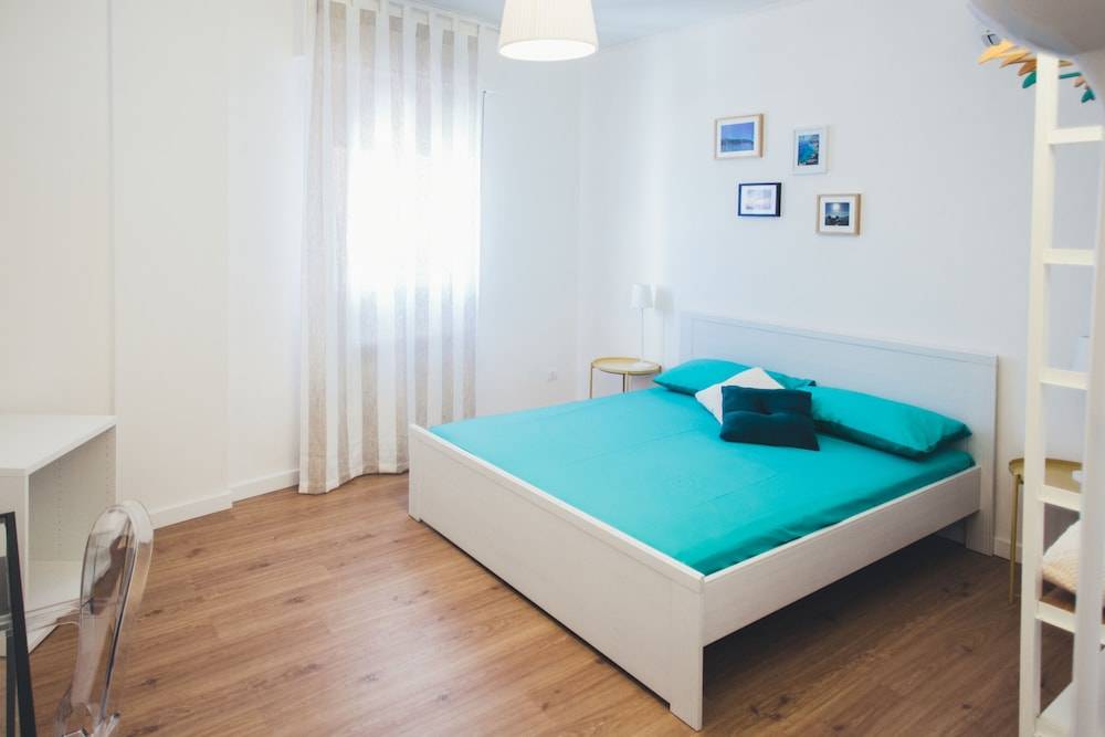 Mondello Beach Rooms - by the sea 1