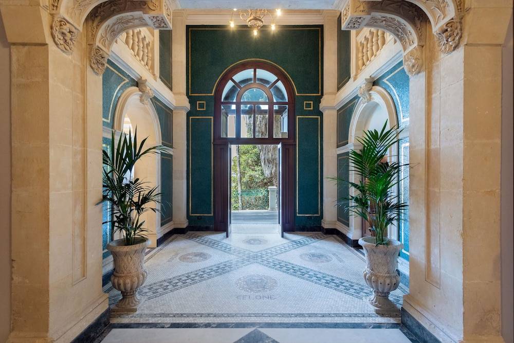 Grand Hotel Des Etrangers- The Leading Hotels of the World 2