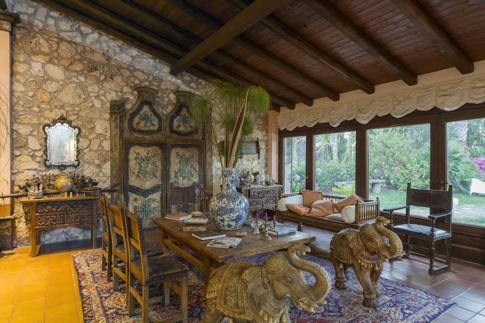 Villa Dei Papiri Fonte Ciane 2