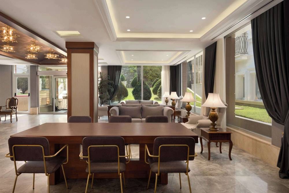 La Quinta by Wyndham Giresun 2