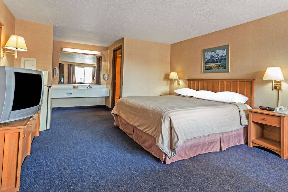 Travelodge by Wyndham Pioneer Villa 2