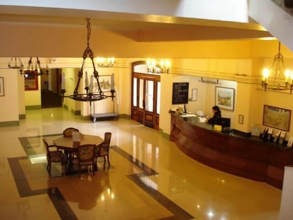 Hotel Francisco De Aguirre 2