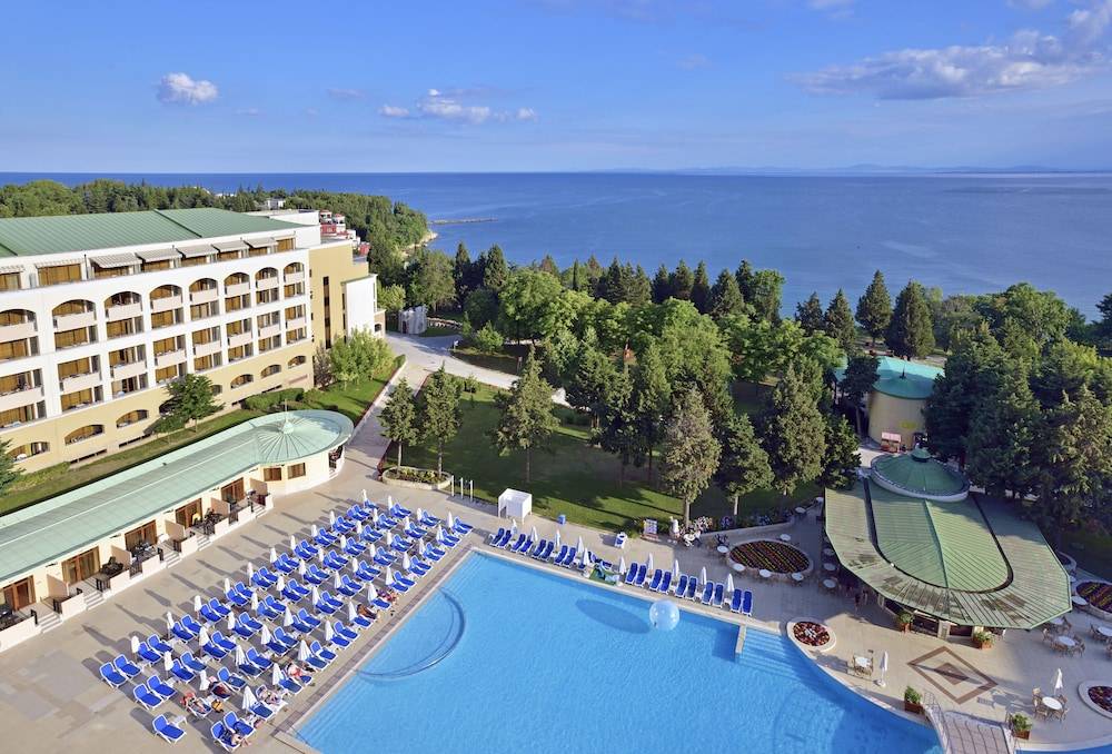 SOL by Meliá Nessebar Bay All Inclusive 1