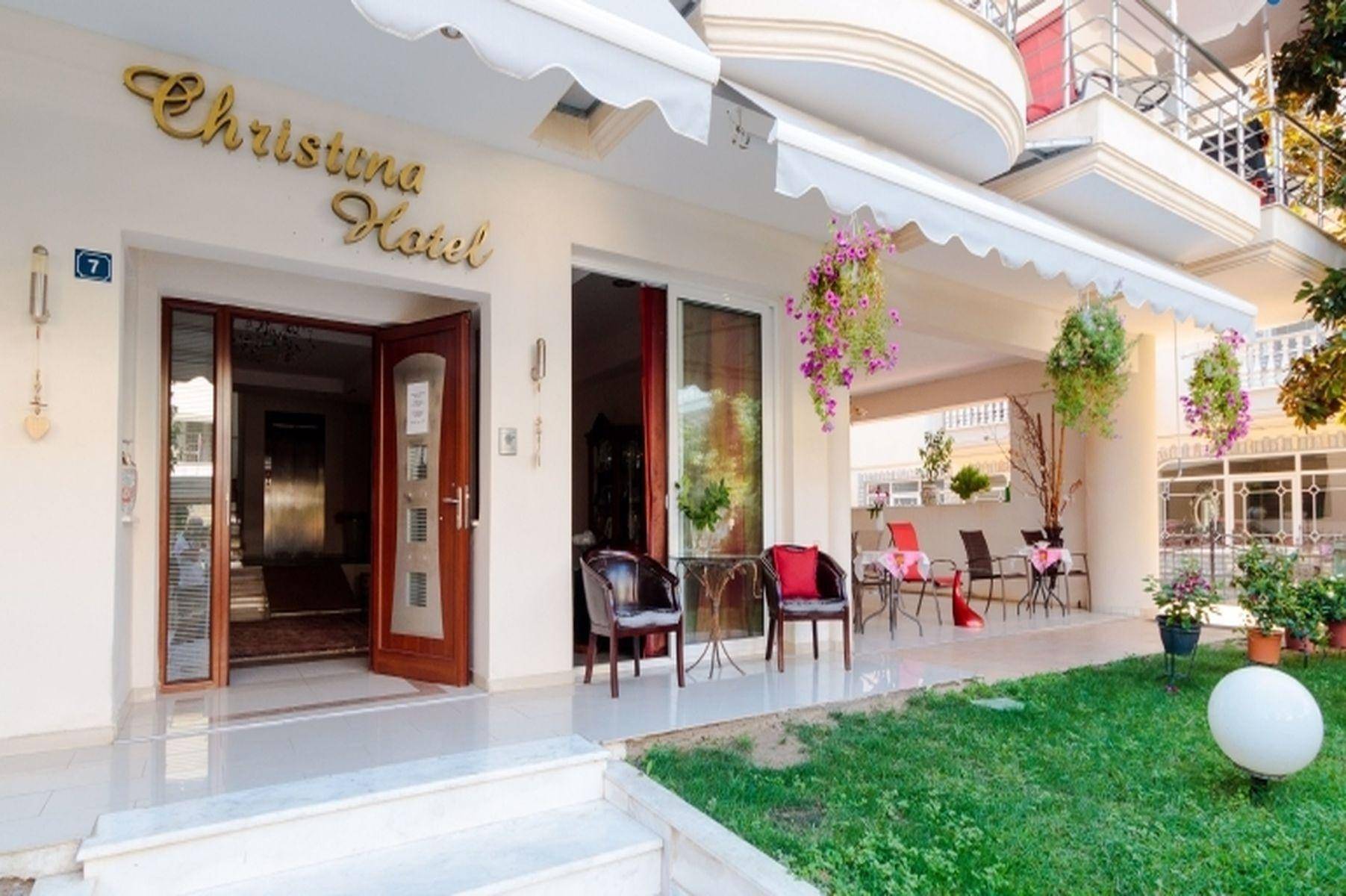 Christina Hotel 2