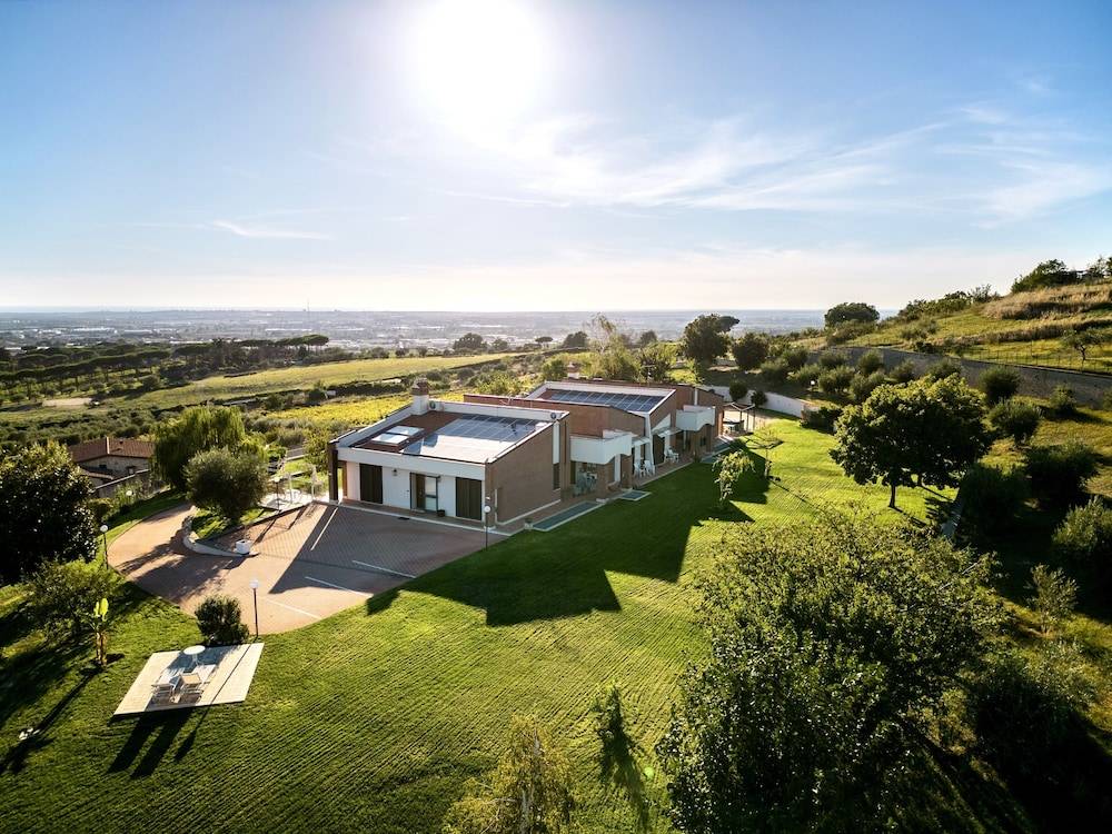 Cape House 1