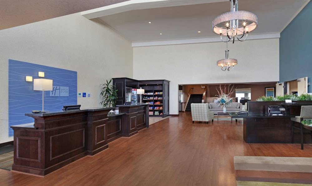 Holiday Inn Express PORT HUENEME by IHG 2