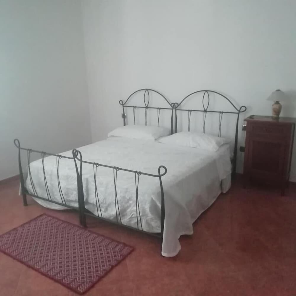 ROOMS IN SARDINIA RELAX, La casa delle fate 2