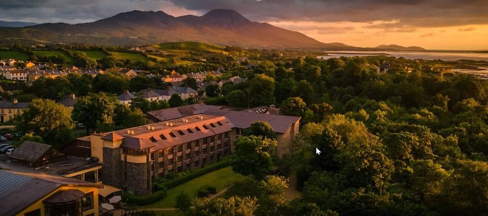 Westport Woods Hotel & Spa 1