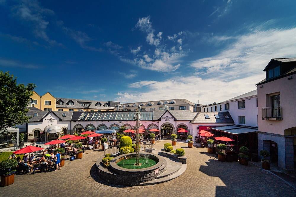 Castlecourt Hotel, Spa & Leisure 1
