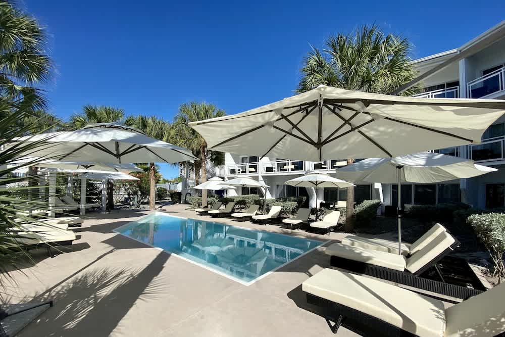Grace Bay Suites 1