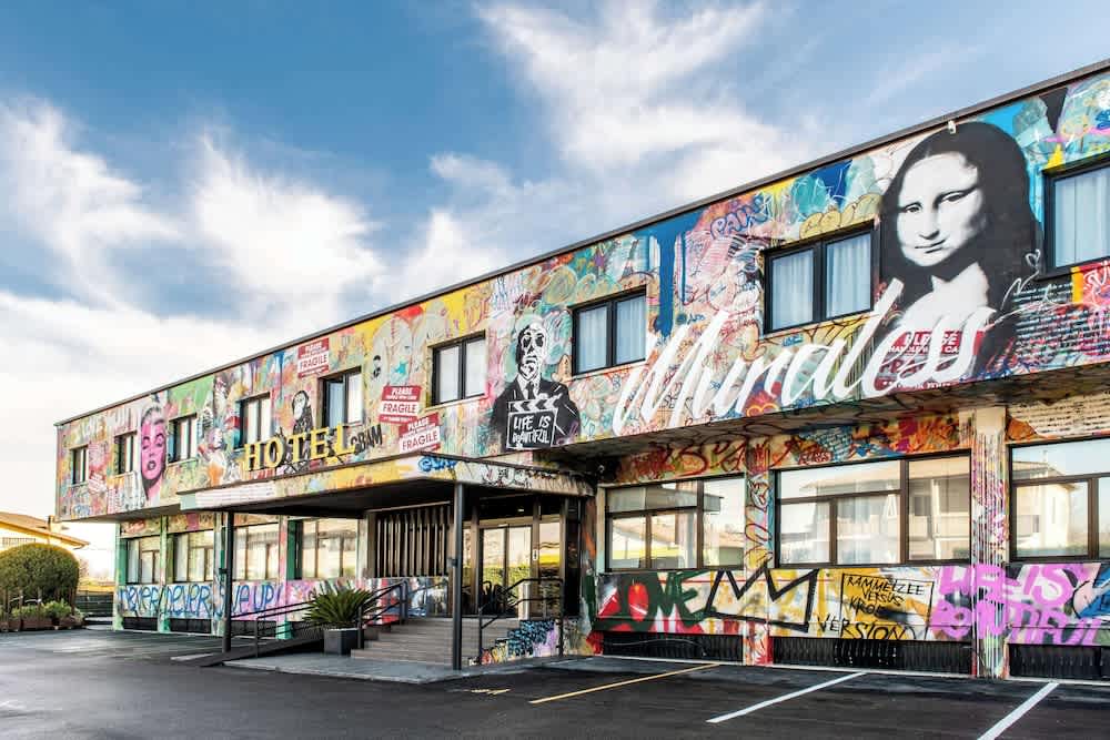 Muraless Art Hotel - WorldHotels Crafted 1