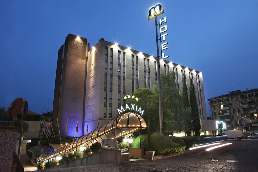 Hotel Maxim 1