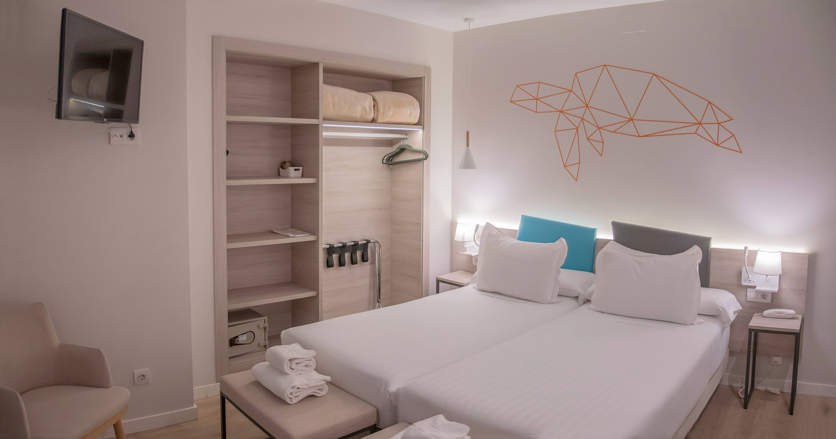Hotel Mediterraneo Valencia 2