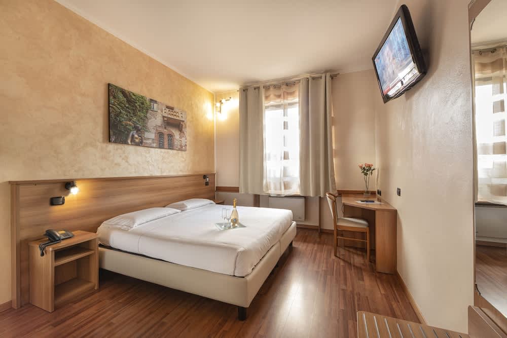 Hotel Postumia 1