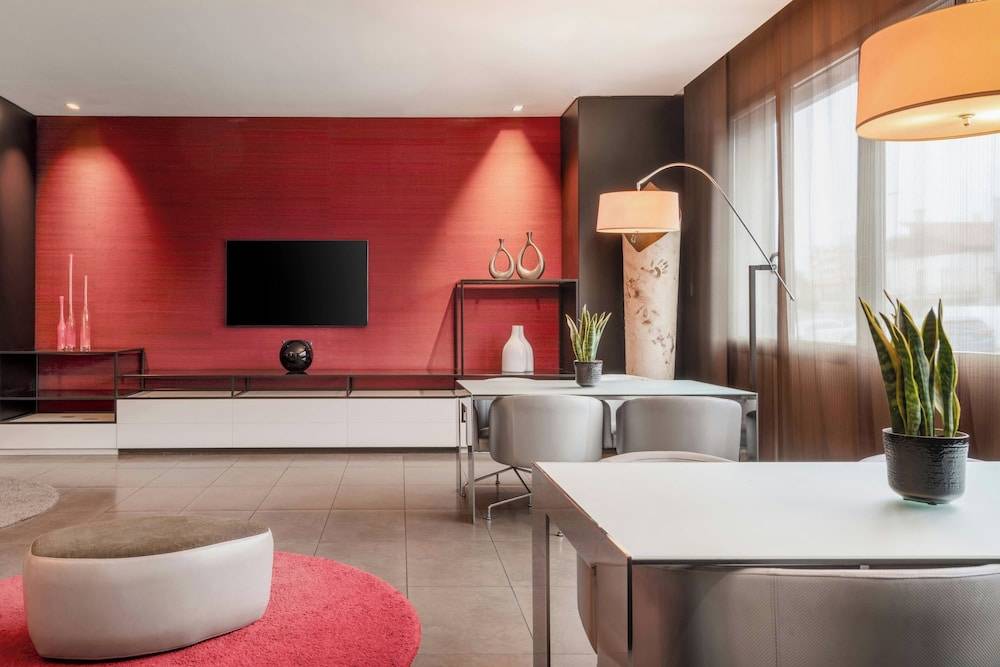 AC Hotel Padova by Marriott 1