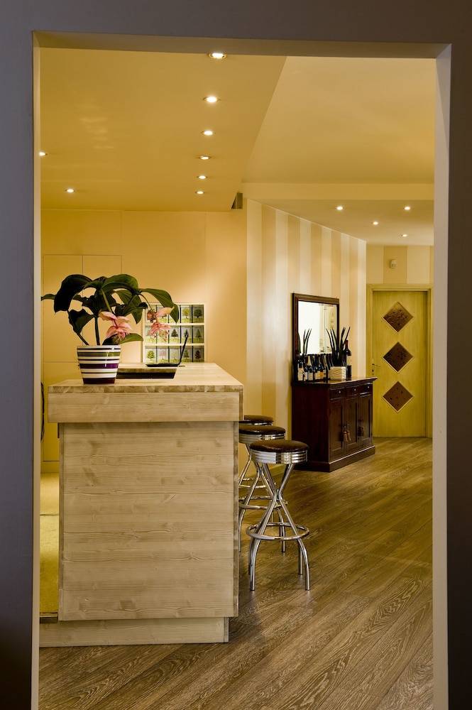 Hotel Noce 2