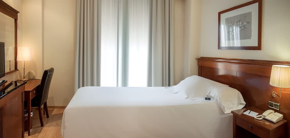 Meliá Plaza Valencia 2