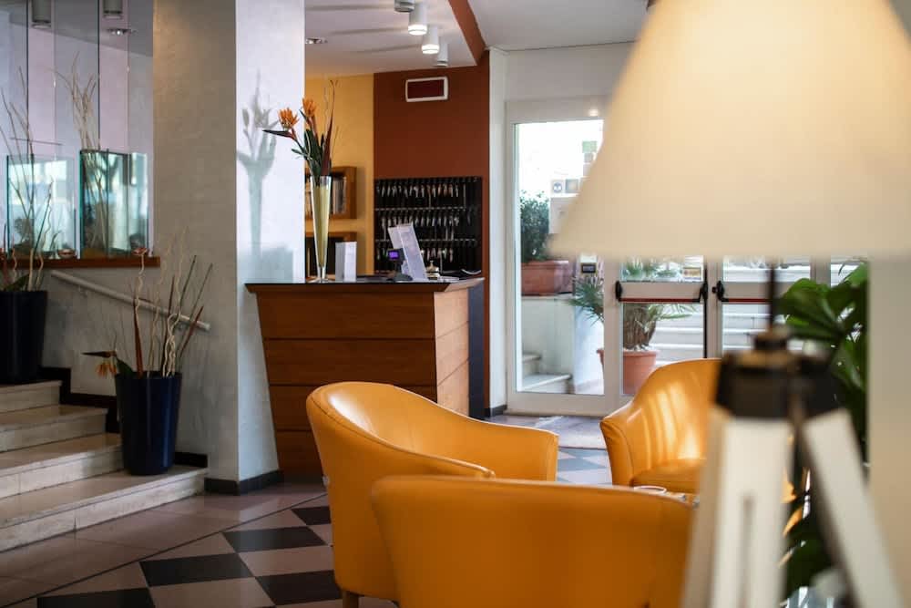 Amadei Hotel Figaro & Apartments 2